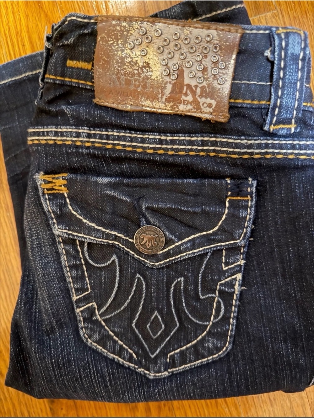 MEK DNM Women’s Dark Wash Bootcut Jeans Size 26 x 34 Embroidered  Stretch Denim